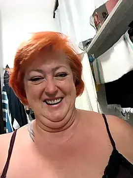 Stripchat Live Porn of MissSilken