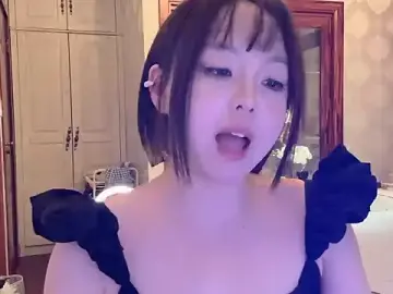 Stripchat Adult Video Chat of LongLongQueen