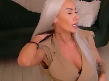 Stripchat Live Sex Cam of Bailey_Rush