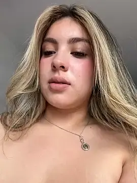 Stripchat Private Sex Chat of Cloee_Rainbow1