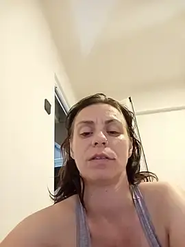 Stripchat Watch Live Sex Cams of SweetAdela92