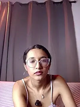 Stripchat Live Porn of luna_valen