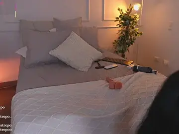 Stripchat Live Porn of CATALINA_RESTREPO