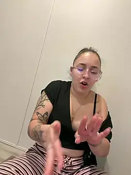 Stripchat Private Sex Chat of Mamachulita