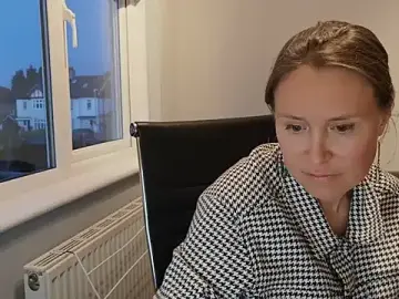 Stripchat Sex Cam of eatmypie69