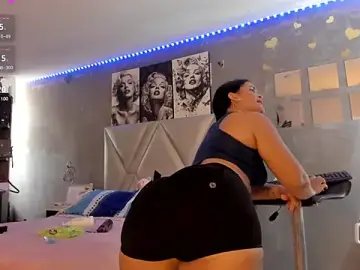 Stripchat Best Webcam of sexyzoe_69