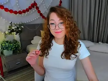 Stripchat Nude Webcam of SereneFlame