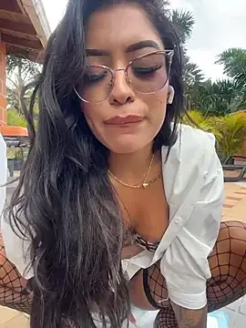 Stripchat Adult Video Chat of MystiqueXXX