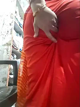 Stripchat Live Sex Cam of indianhotwife639