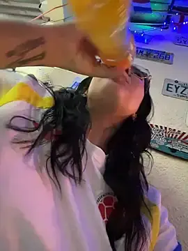 Stripchat Live Sex Cam of KittyObsession