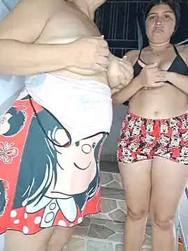Stripchat Live Sex Cam of royalgirls_x