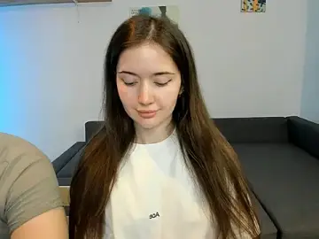 Stripchat Adult Webcam of PollyFlame