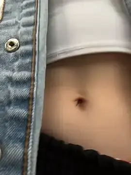 Stripchat Live Sex of StreetSquirt