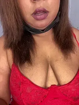 Stripchat Live Sex Cam of _Cute_ariana_