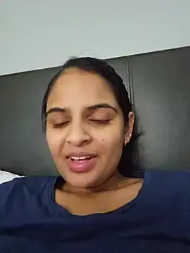 Stripchat Free Porn Cam of DirtySnowball69