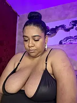 Stripchat Watch Live Sex Cams of BiancaFollerach