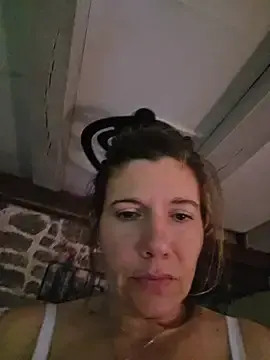 Stripchat Live Porn of Lina_lou4