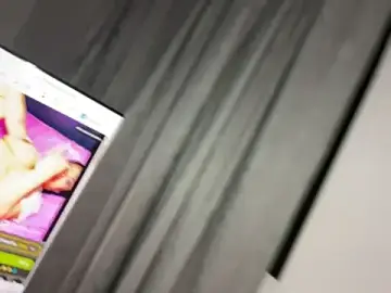 Stripchat Free Porn Cam of queenryan