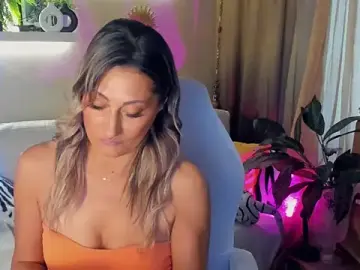 Stripchat Free Live Porn of SarahAlluring