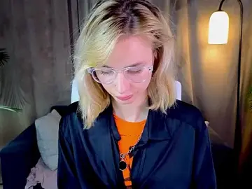 Stripchat Free Porn Cam of NoraMoreau