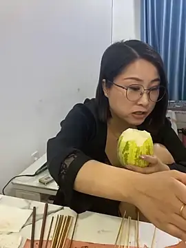 Stripchat Free Live Porn of xiaoyi-10