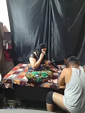 Stripchat Watch Live Sex Cams of bobbyronak