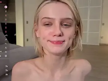 Stripchat Best live sex cam show of Evangel11