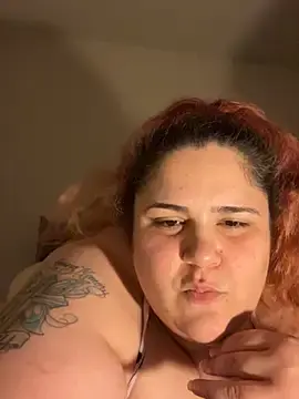 Stripchat Adult Webcam of Piscesmomma89
