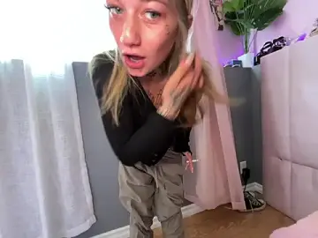 Stripchat Adult Webcams of chloetease