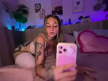 Stripchat Live Sex Cam of chloetease