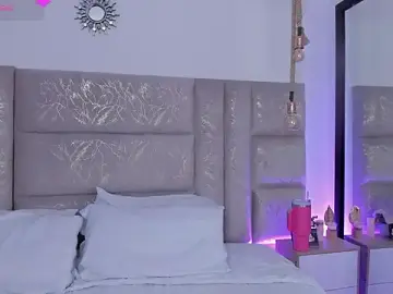 Stripchat Live Sex Cam of CeliWoods