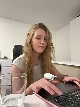 Stripchat Free Porn Cam of Ketitull