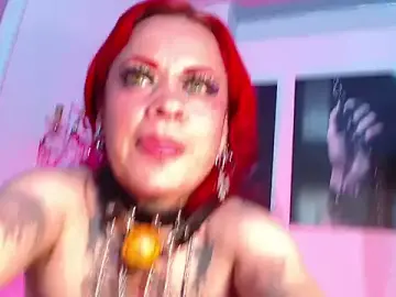 Stripchat Adult Webcam of MorganaFlamel