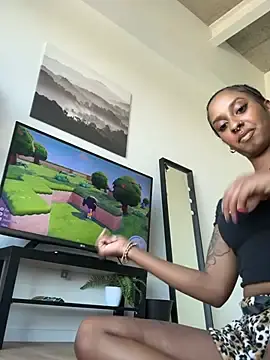 Stripchat Sex Cam of Your_Paris