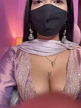Stripchat Sex Cam of Neha18