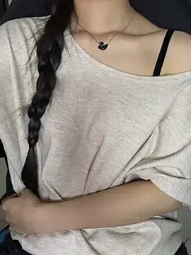 Stripchat Free Live Porn of Yiyina_17