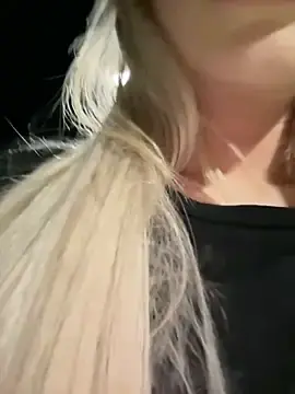 Stripchat Best live sex cam show of AlyssaFoxx_