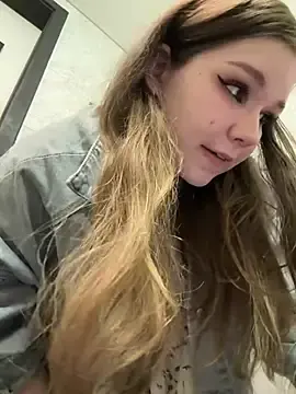 Stripchat Adult Video Chat of PumaShyXD