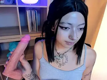 Stripchat Live Sex of shiny_wolf