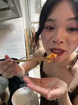 Stripchat Sex Cam of Kiera-T