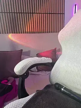 Stripchat Free Porn Cam of Blaackcat