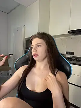 Stripchat Live Porn of CurlyLara
