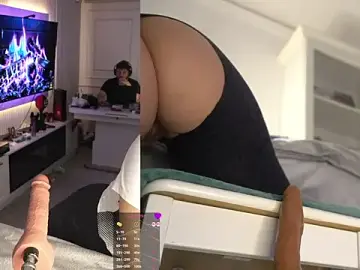 Stripchat Free Porn Cam of Aurora__XxX