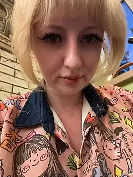 Stripchat Live Sex of RonnieKiss