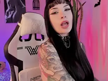 Stripchat Private Sex Chat of VelvetVampiree