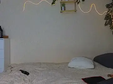 Stripchat Live Porn of serenahall_
