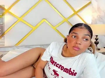 Stripchat Live Sex Cam of MichelLebronX