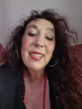 Stripchat Live Sex Cam of GypsyEsmeralda