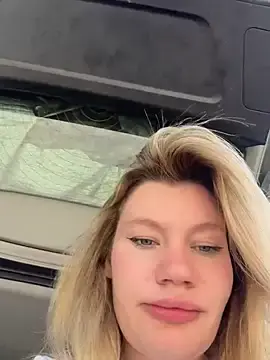Stripchat Free Live Porn of justmilaa
