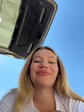 Stripchat Live Sex of justmilaa